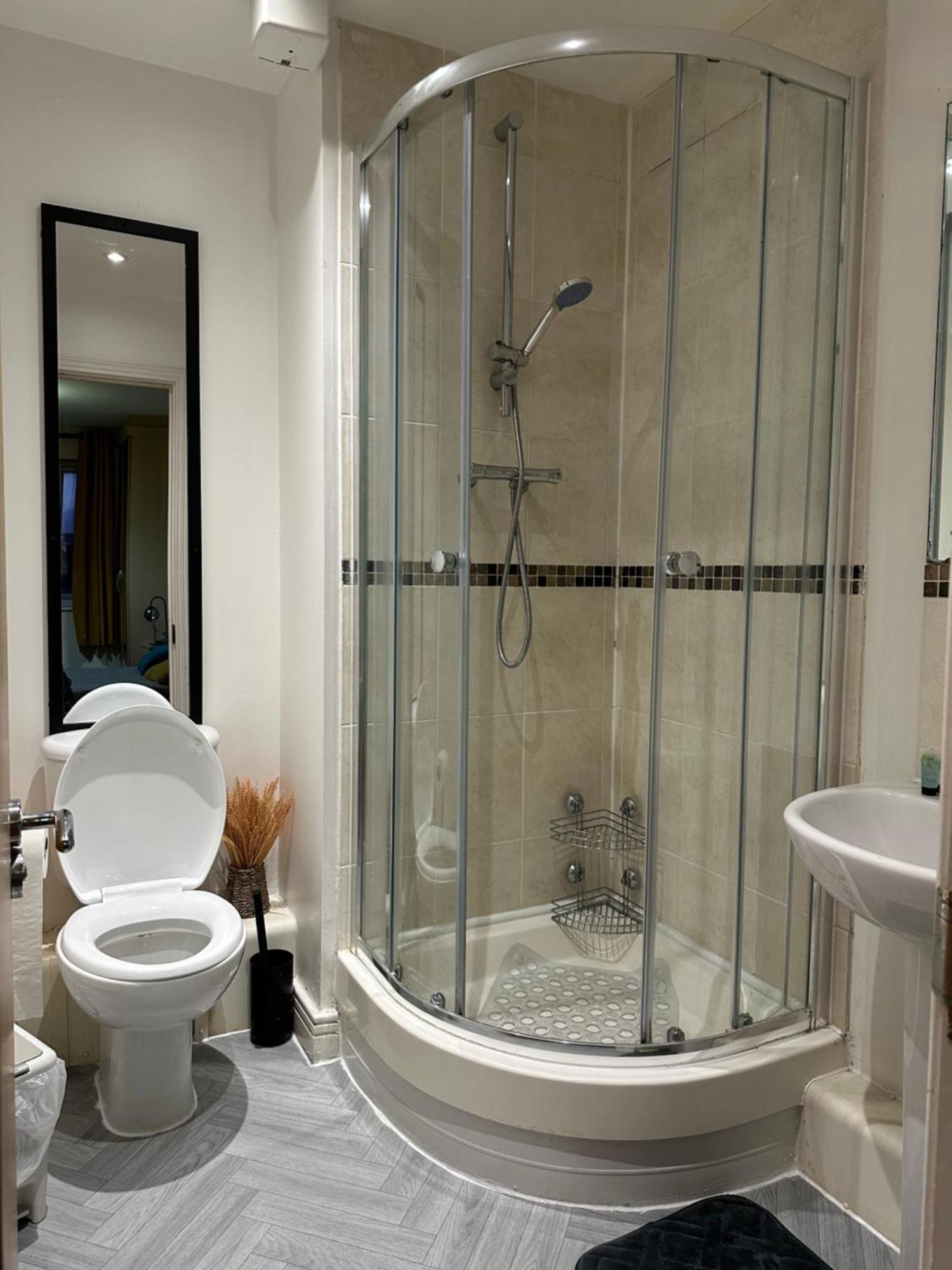 Abba Corner Apartment London Bagian luar foto
